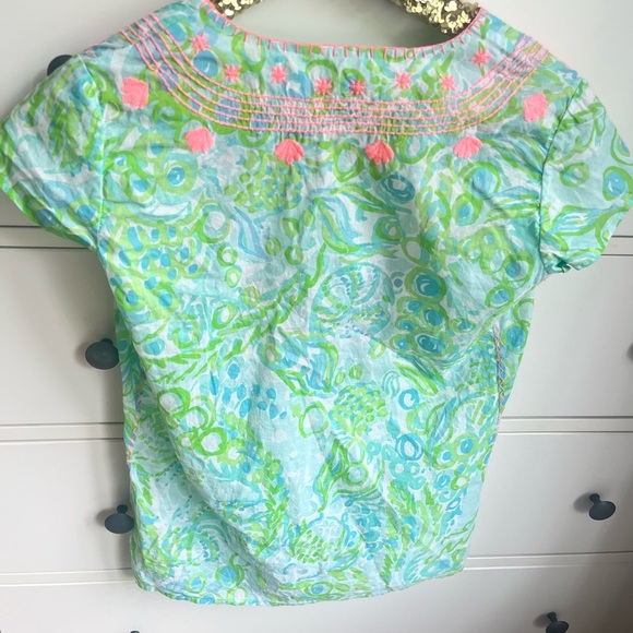 Lilly Pulitzer Sea Breeze Tunic Any Fins Possible - Picture 3 of 8